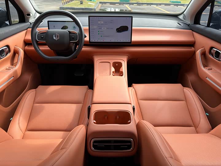 Фото 13 - Leapmotor C10