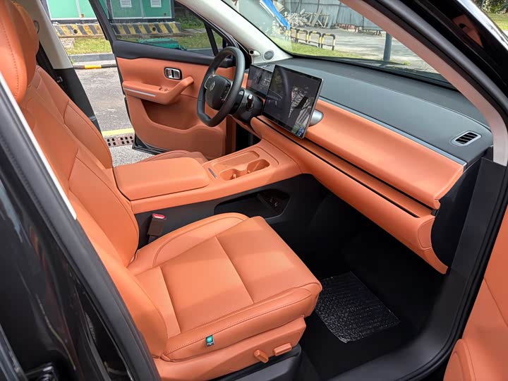 Фото 5 - Leapmotor C10