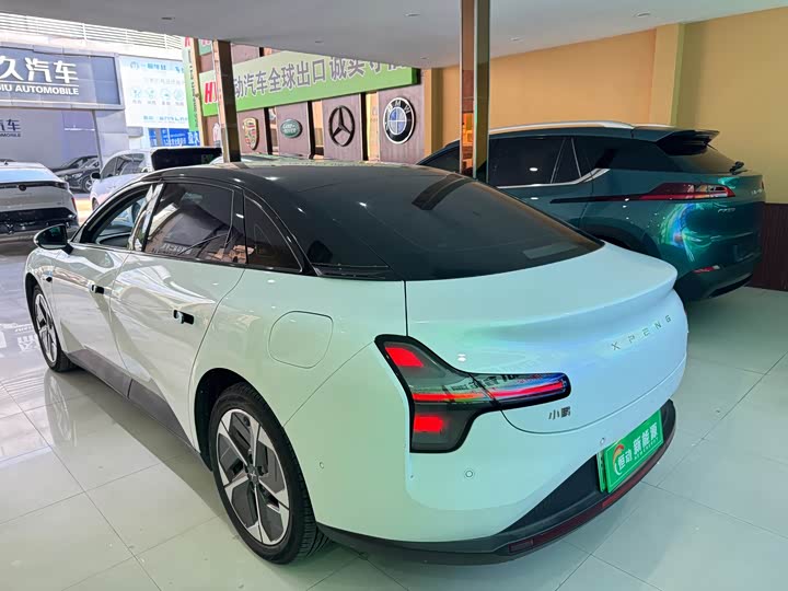 Фото 5 - XPeng Mona M03
