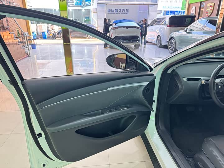 Фото 7 - XPeng Mona M03