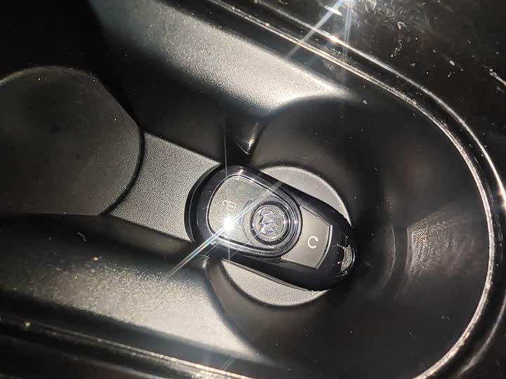 Фото 9 - Buick Velite 6