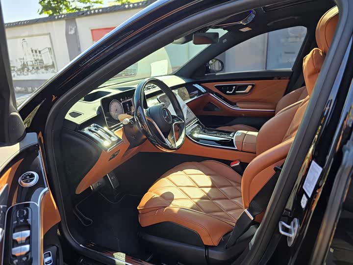 Фото 5 - Mercedes-Benz Maybach S-Class