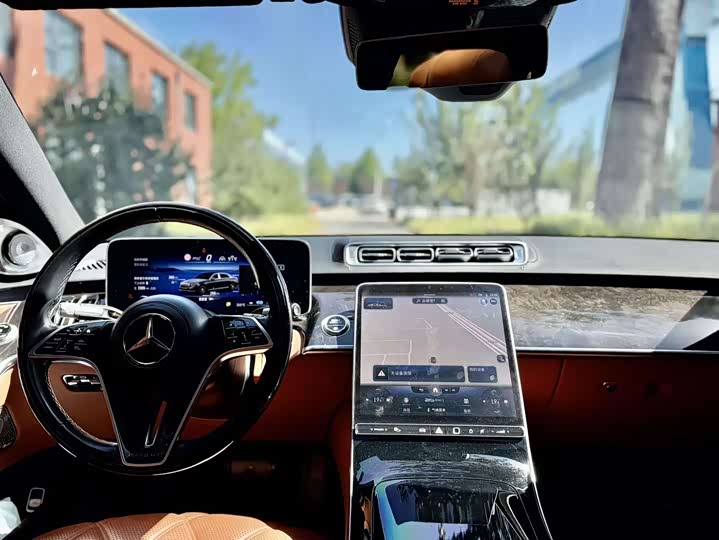 Фото 10 - Mercedes-Benz Maybach S-Class