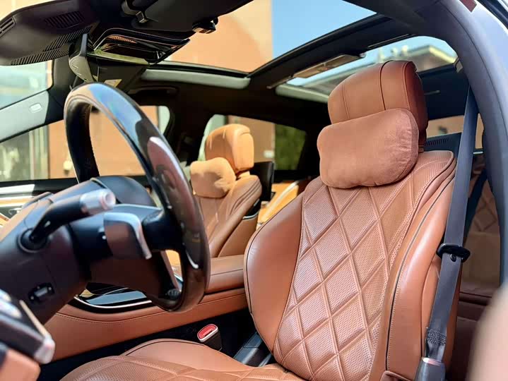 Фото 11 - Mercedes-Benz Maybach S-Class