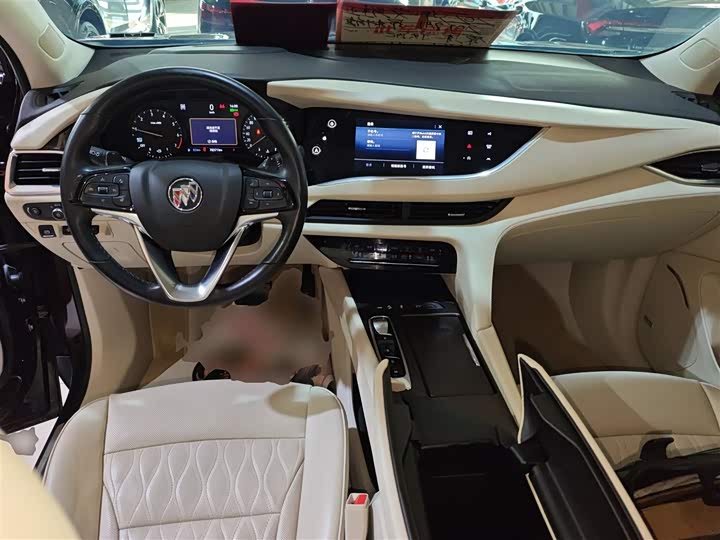 Фото 10 - Buick Enclave