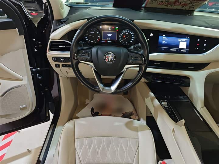 Фото 11 - Buick Enclave