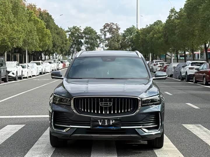 Фото 2 - Geely Monjaro