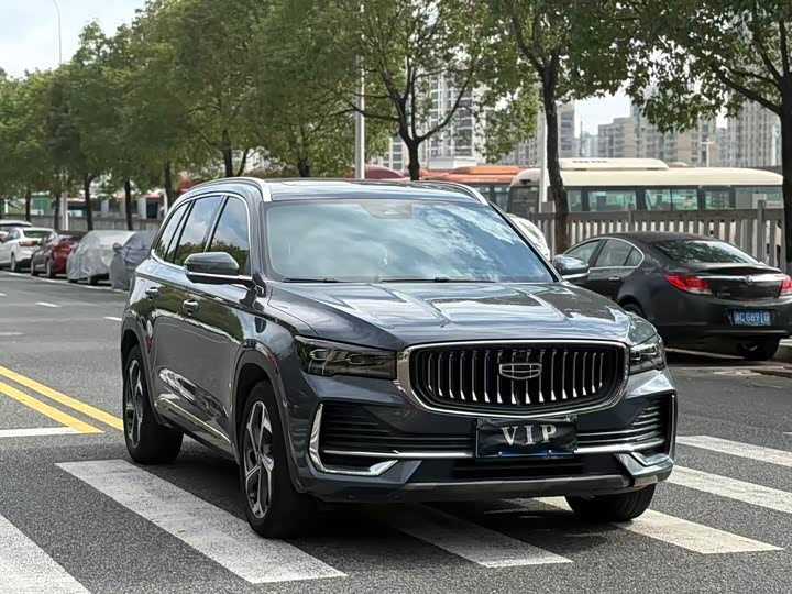 Фото 3 - Geely Monjaro