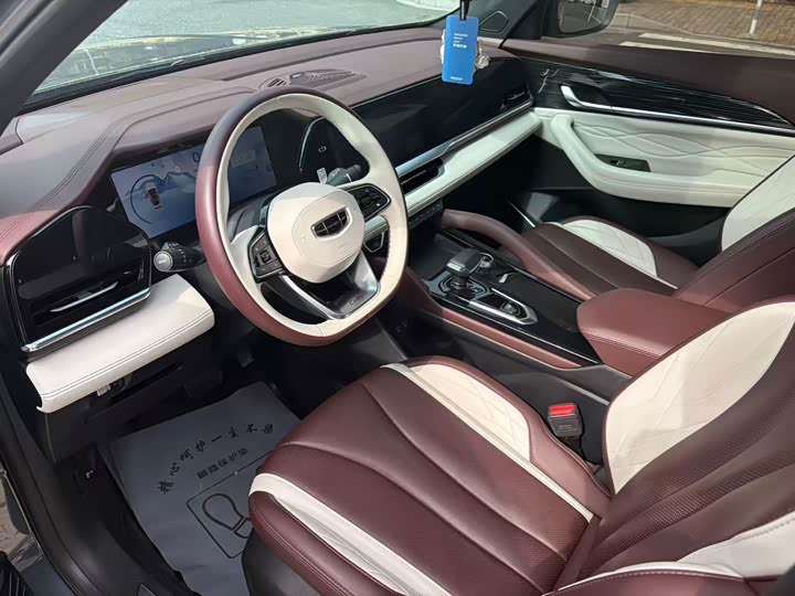 Фото 5 - Geely Monjaro