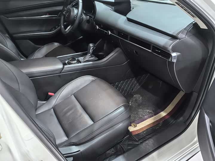 Фото 11 - Mazda 3 (Axela)