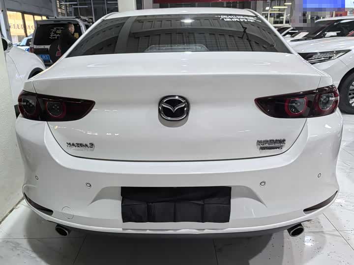 Фото 5 - Mazda 3 (Axela)