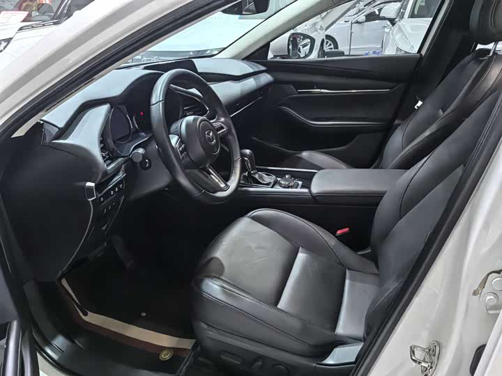 Фото 7 - Mazda 3 (Axela)