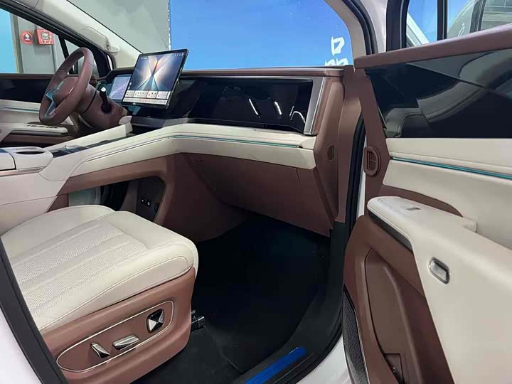 Фото 5 - BYD Xia