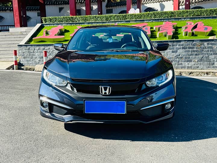 Фото 2 - Honda Civic