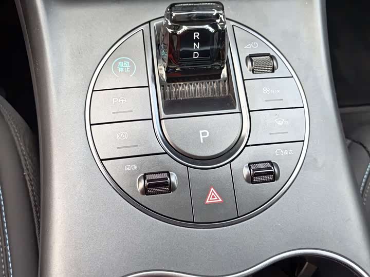 Фото 17 - BYD Seal