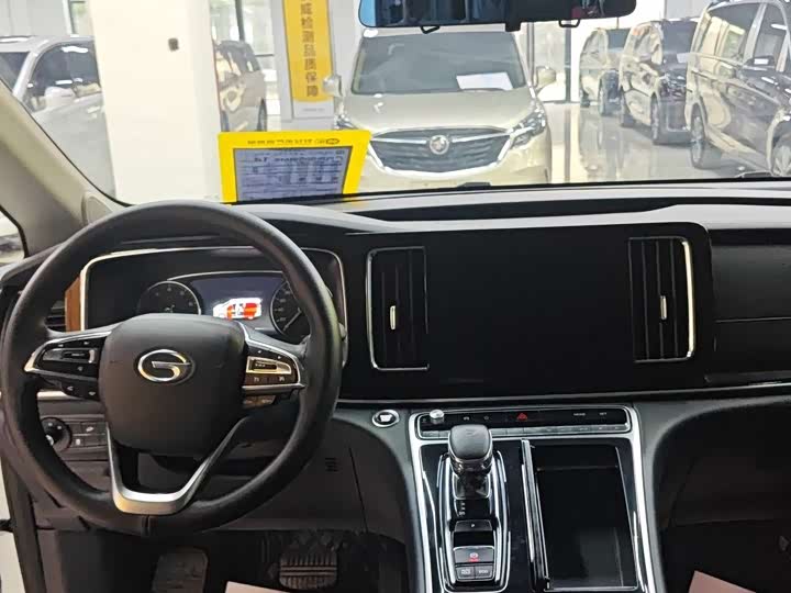 Фото 10 - GAC Trumpchi M8