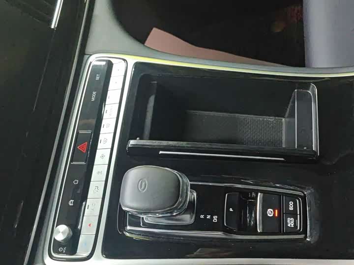 Фото 14 - GAC Trumpchi M8