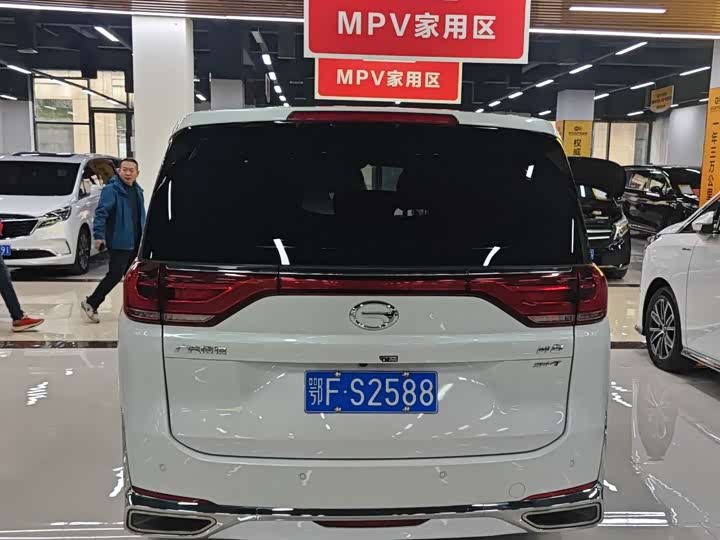 Фото 4 - GAC Trumpchi M8