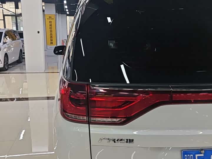 Фото 6 - GAC Trumpchi M8