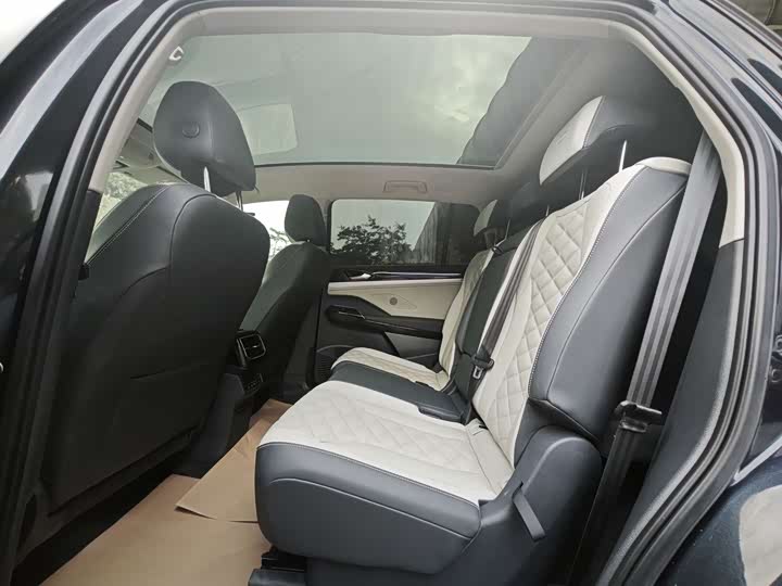 Фото 12 - Volkswagen ID.6 Crozz