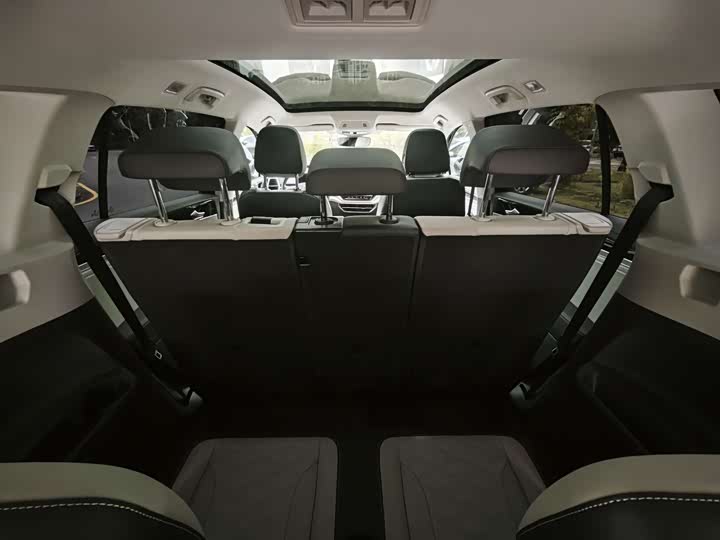 Фото 18 - Volkswagen ID.6 Crozz