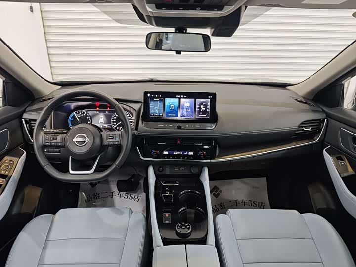 Фото 9 - Nissan X-Trail