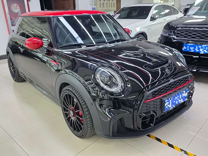 Фото 1 - Mini Mini JCW