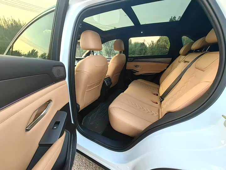 Фото 6 - BYD Song L DM-i Hybrid