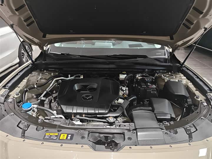 Фото 10 - Mazda CX-50