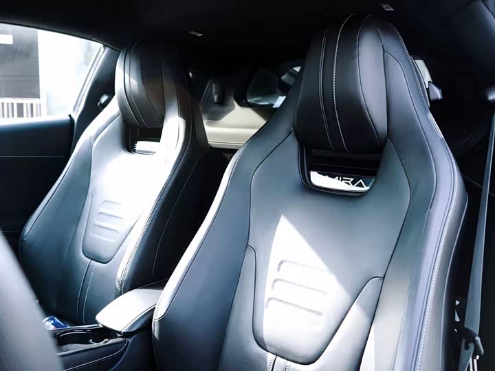 Фото 14 - Lotus Emira