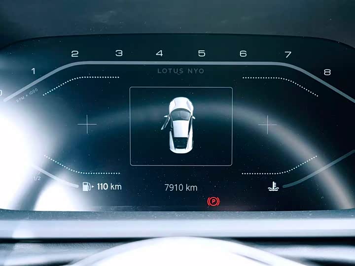 Фото 9 - Lotus Emira