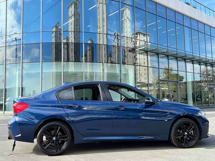 Фото 16 - BMW 1 Series