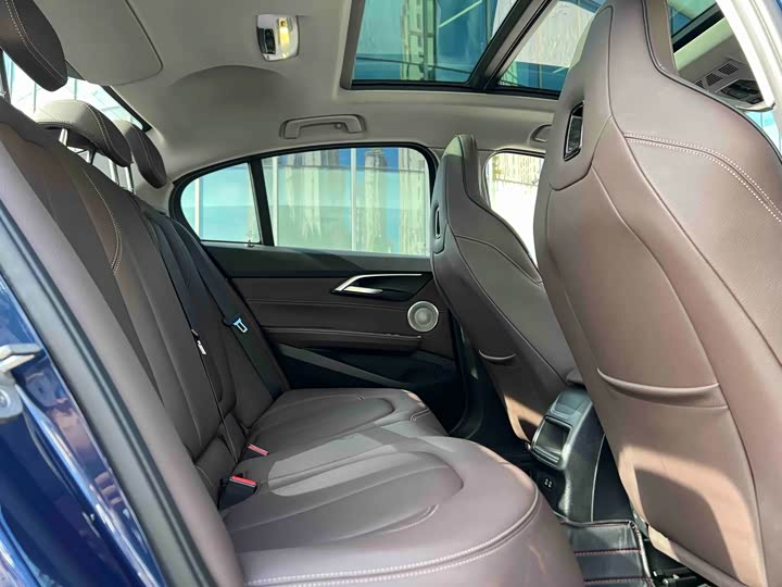 Фото 8 - BMW 1 Series