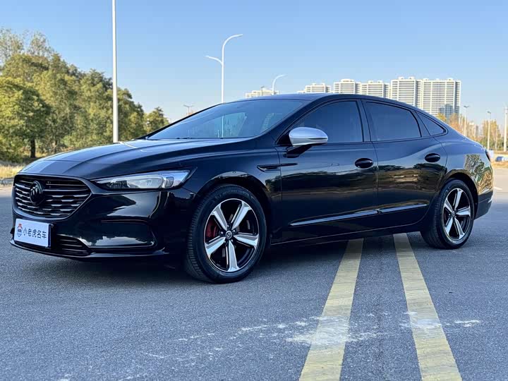 Фото 1 - Buick LaCrosse