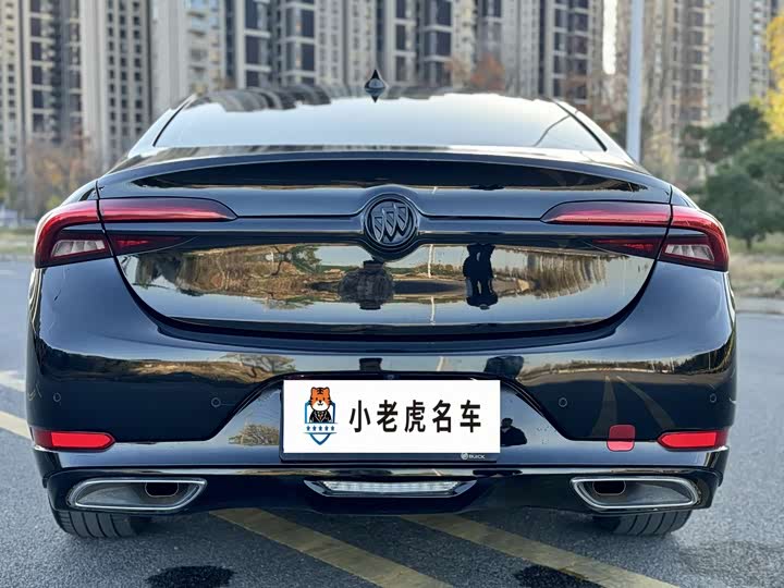 Фото 14 - Buick LaCrosse