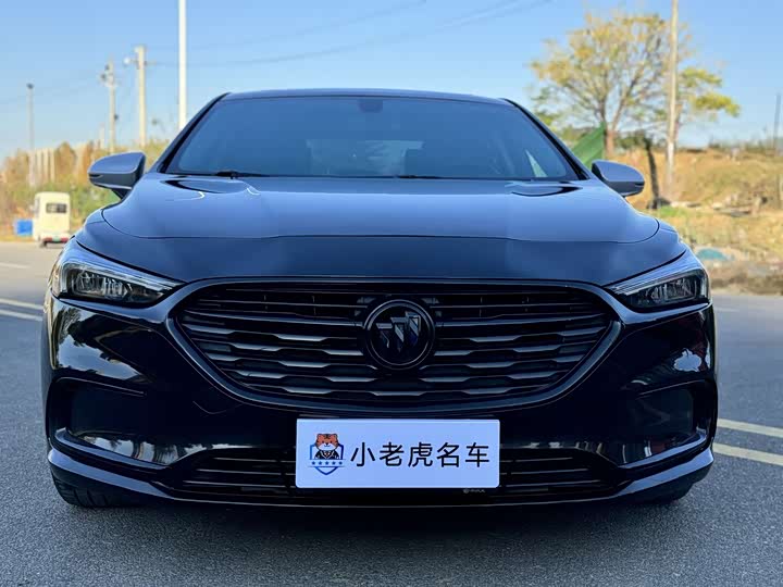 Фото 2 - Buick LaCrosse