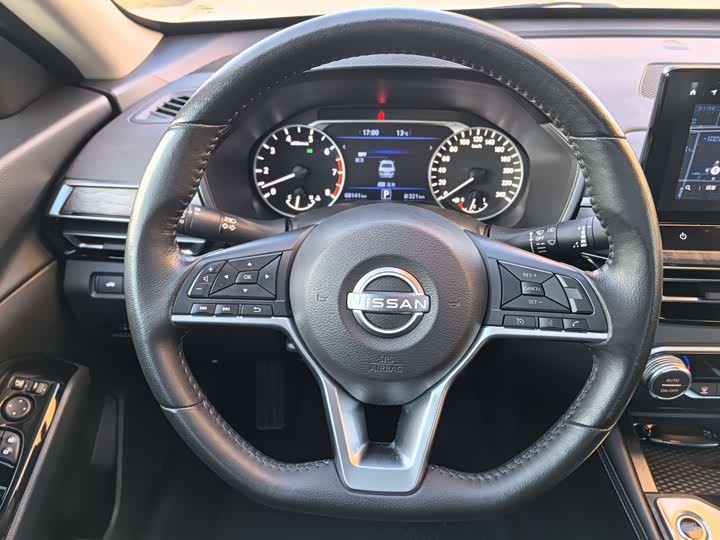 Фото 18 - Nissan Teana