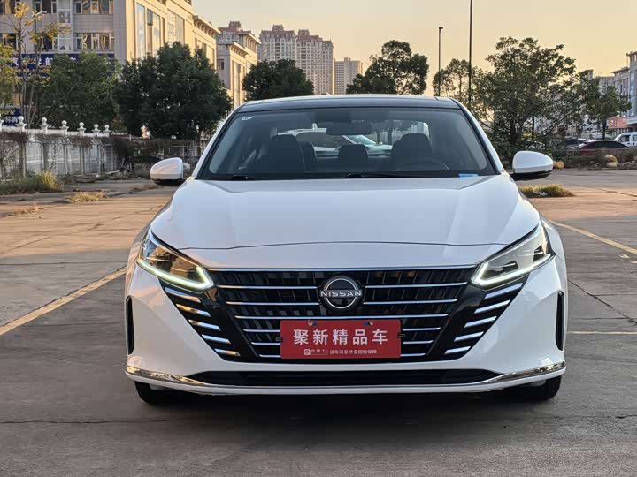 Фото 2 - Nissan Teana