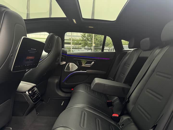 Фото 11 - Mercedes-Benz EQS AMG