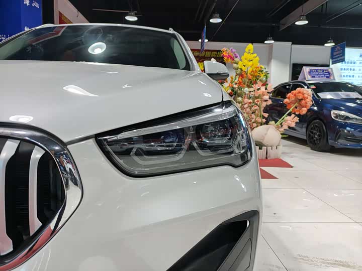 Фото 15 - BMW X1