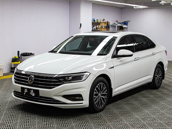 Фото 1 - Volkswagen Sagitar L