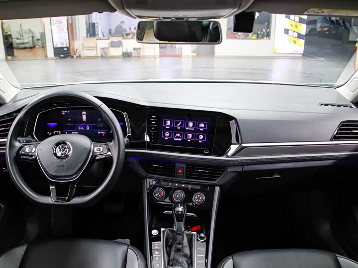 Фото 4 - Volkswagen Sagitar L