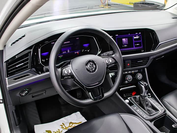Фото 5 - Volkswagen Sagitar L