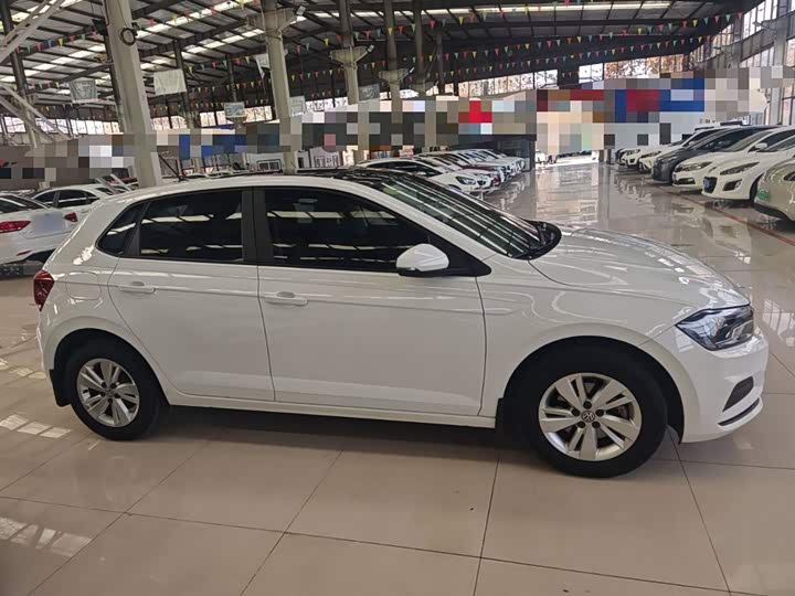 Фото 4 - Volkswagen Polo