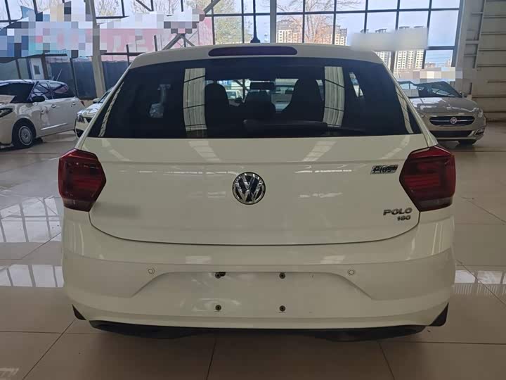 Фото 6 - Volkswagen Polo