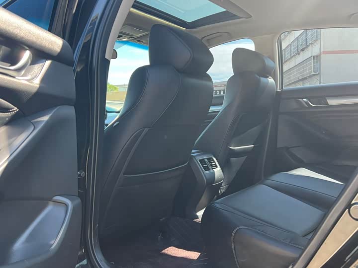 Фото 5 - Honda Accord