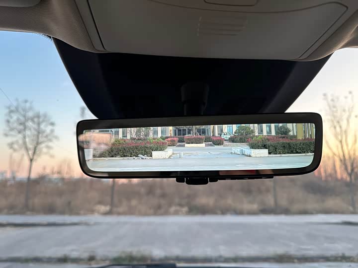 Фото 14 - Mercedes-Benz V-Class