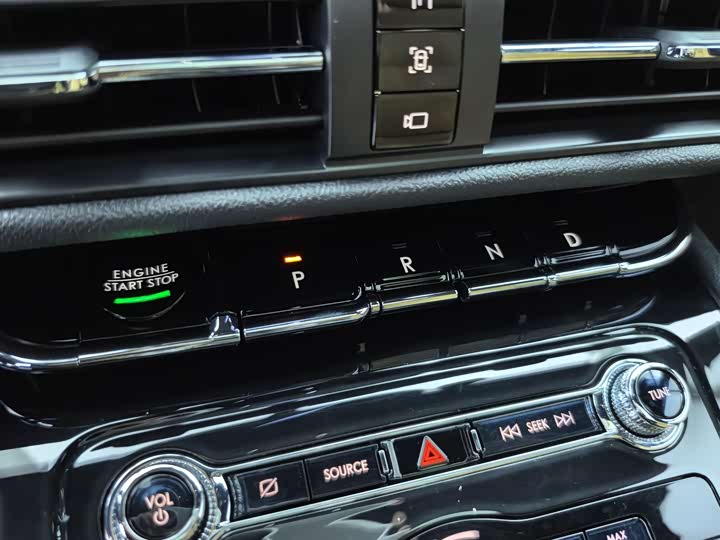 Фото 21 - Lincoln Corsair