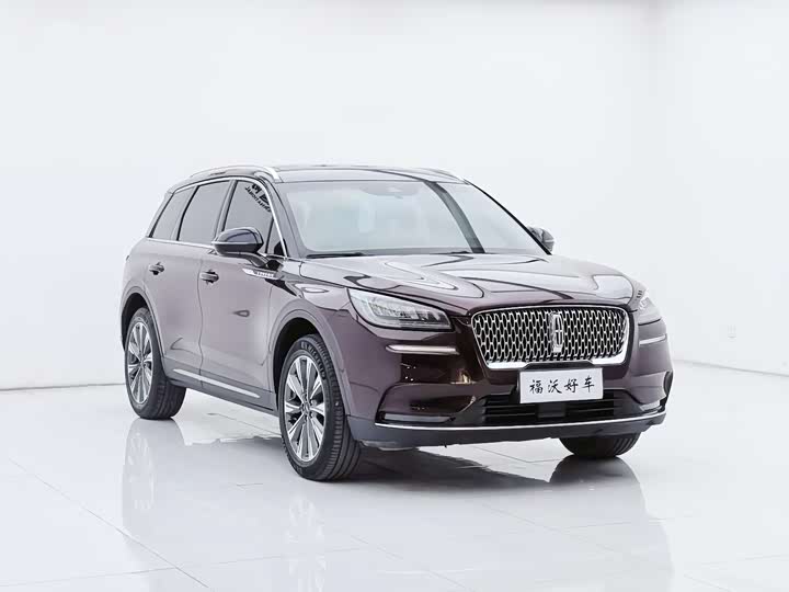 Фото 3 - Lincoln Corsair