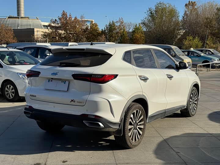 Фото 14 - Changan Oshan X5